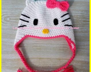 Cappello a uncinetto a forma di Hello Kitty per bambina