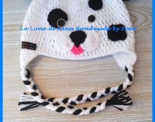 Cappellino uncinetto per bimbo o bimba a forma di Dalmata