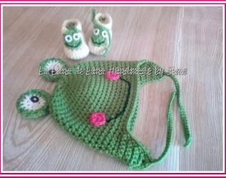 Cappellino e scarpine ad uncinetto per neonato a forma di ranocchio