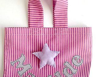Mini Borsa bimba con manici, applique in feltro di una stellina cucita su morbido cotone a strisce rosa e fuxia, nome personalizzabile