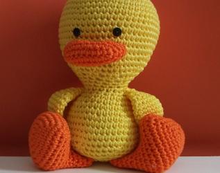Gastone junior, il papero amigurumi. Idea regalo.