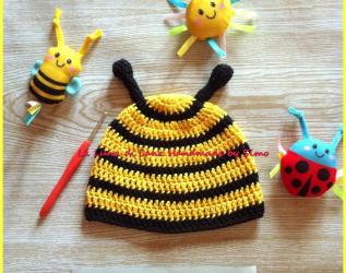 Cappellino a uncinetto a forma di ape per neonato