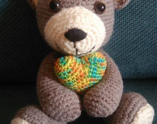 Orsetto Amigurumi stile Thun