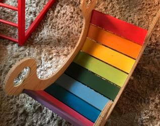 Multicolor Balance Board di ispirazione Waldorf/Montessori/Pikler