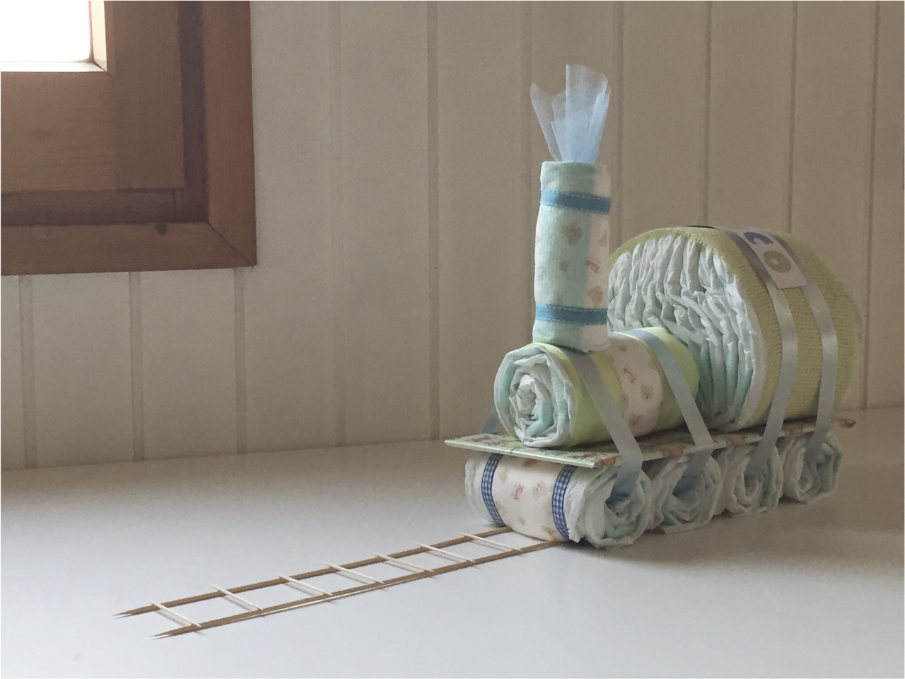 Torta Di Pannolini Treno Con Vagone - Regalo Originale Per Neonati E Baby Shower - Foto 13