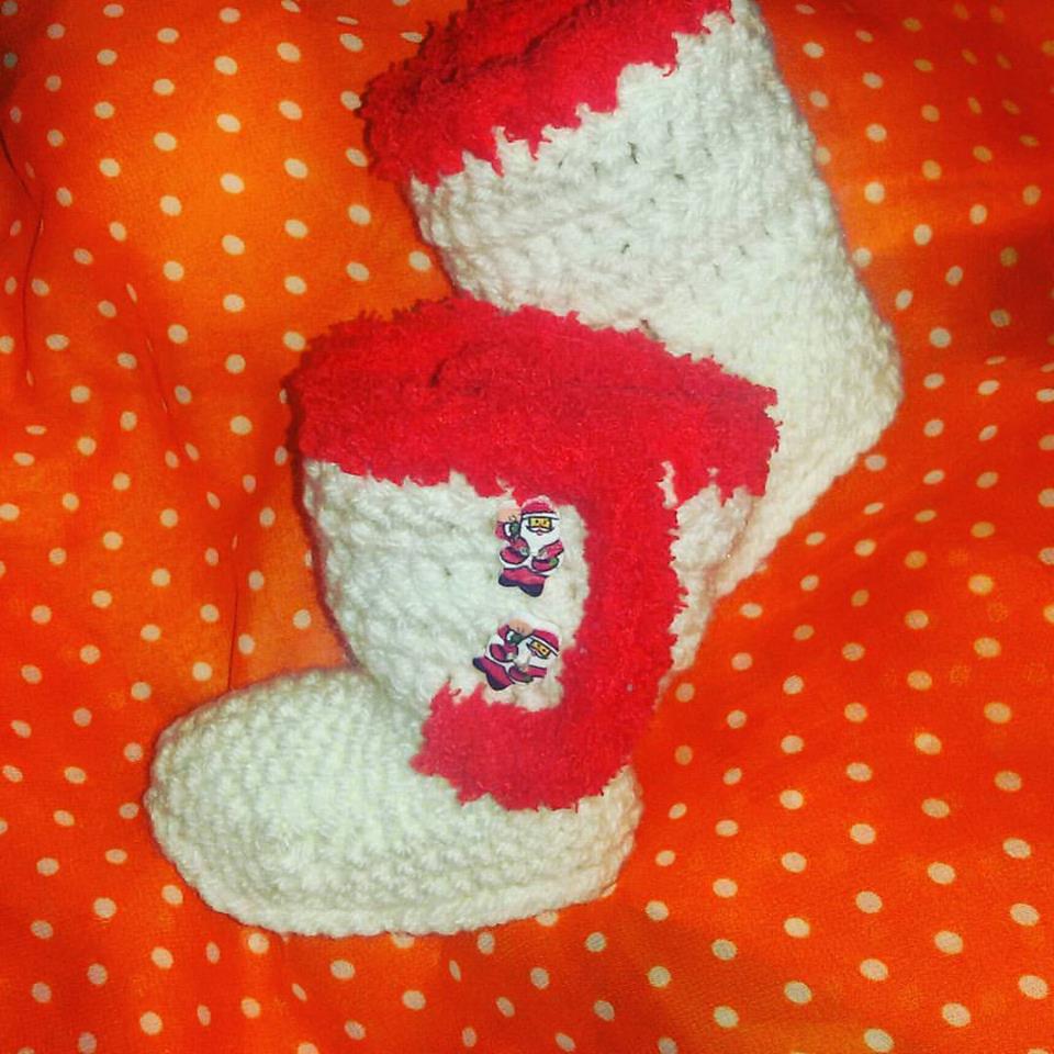 Scarpette scarpine neonato uncinetto Ugg Natale