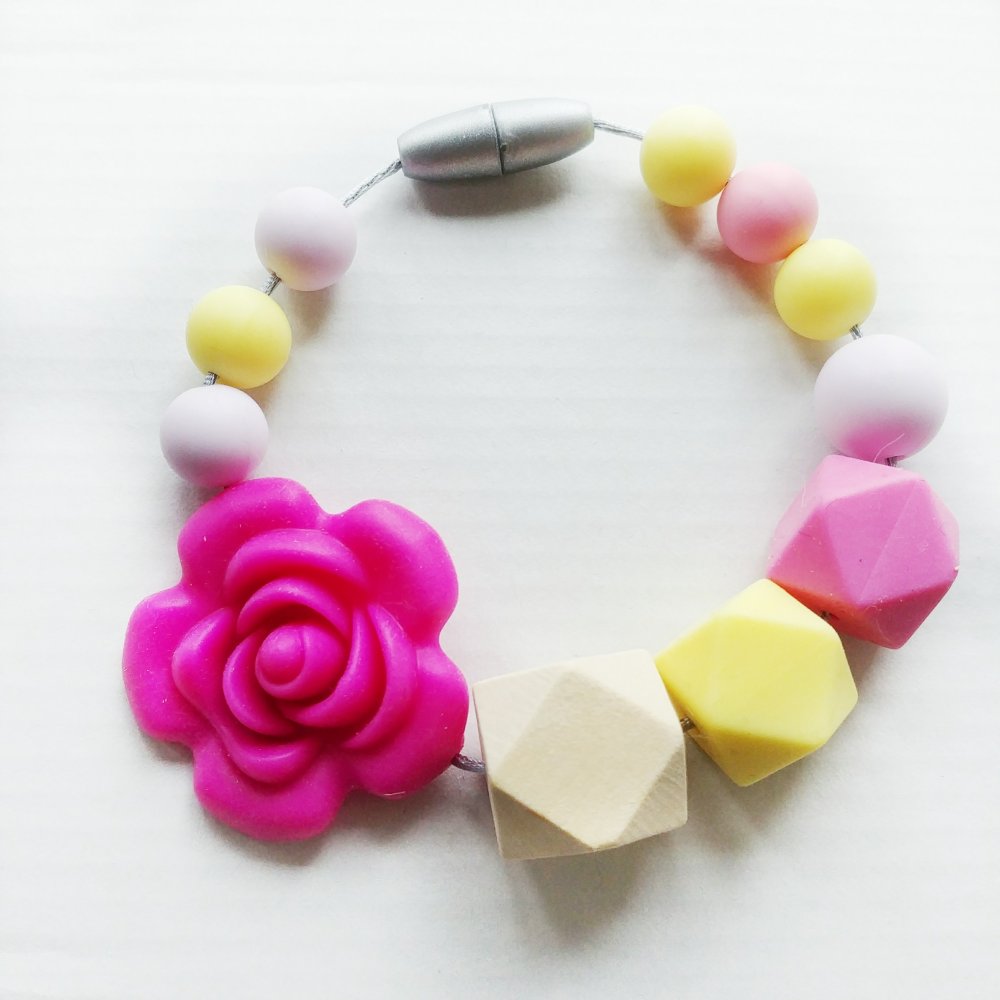 Bracciale  ABBRACCIALI  Allattamento Massaggiagengive in  silicone alimentare e legno naturale