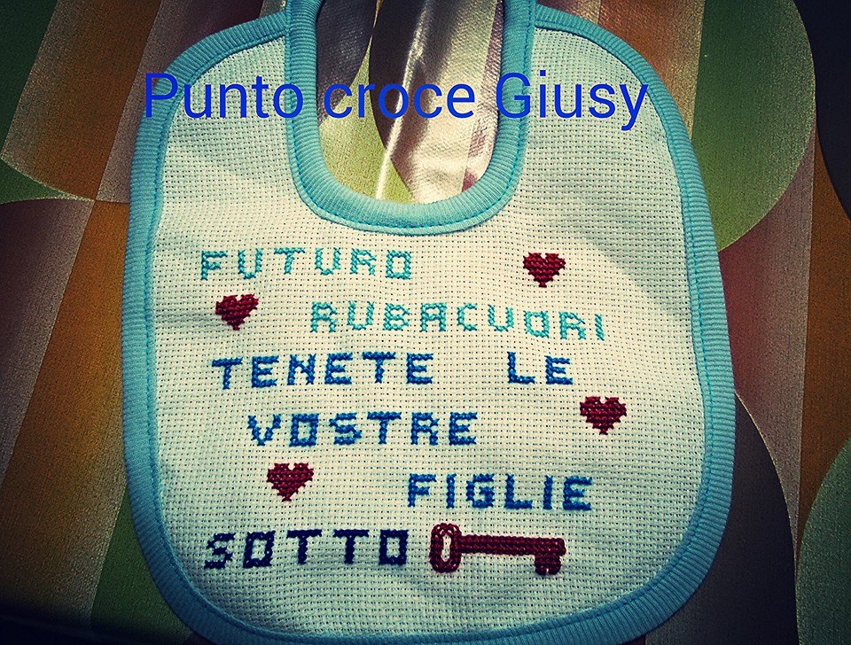 Bavaglino punto croce