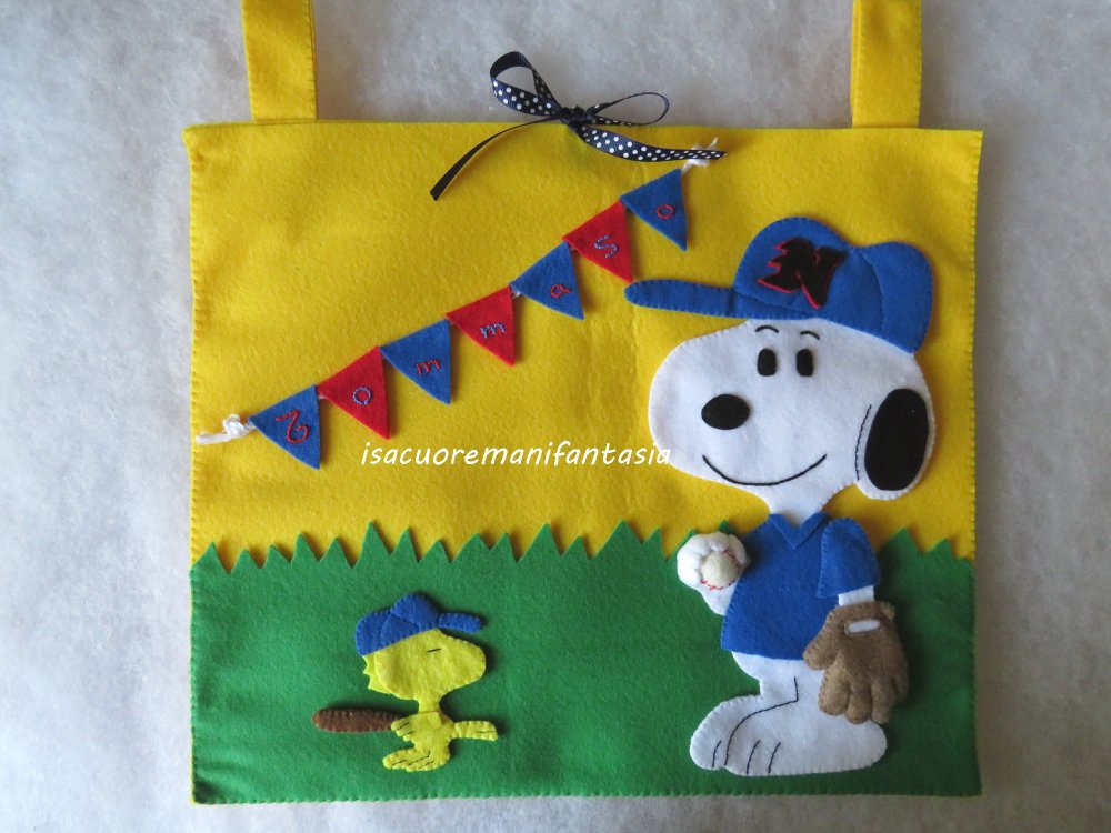 Portapigiamino Snoopy in pannolenci
