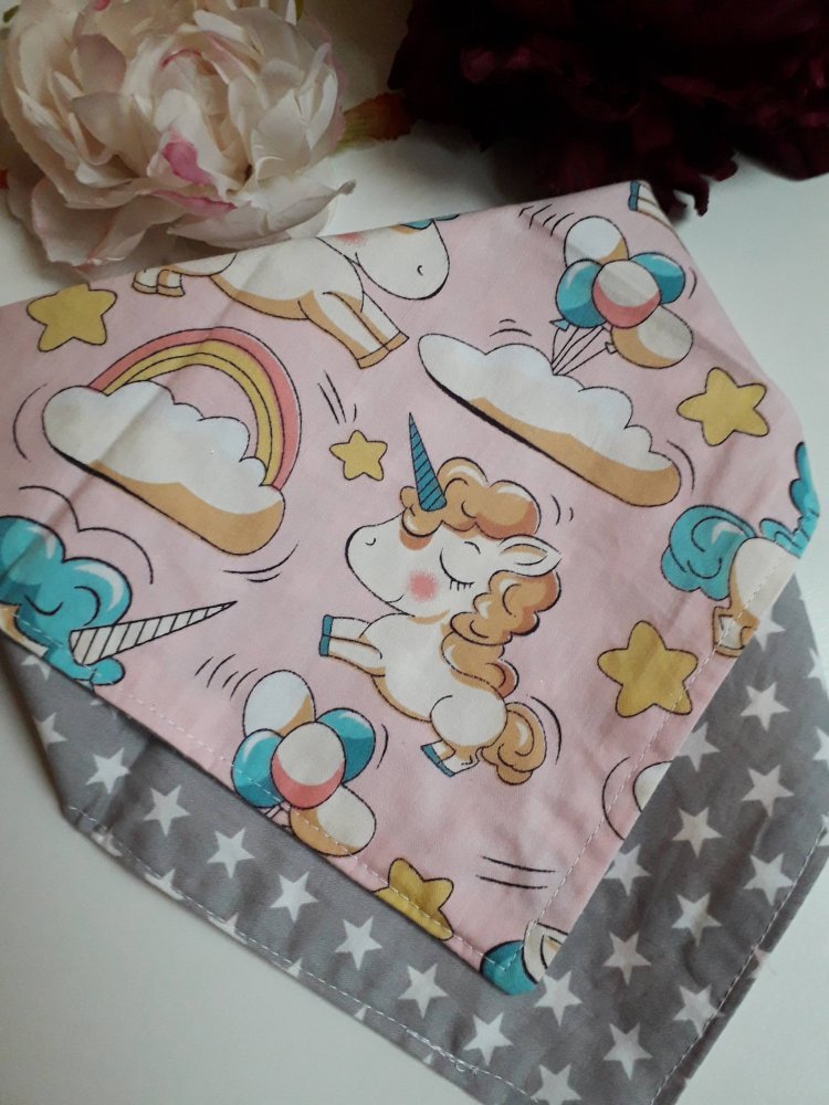 sciarpa bandana bavaglino bambino e bambina con unicorni e stelle