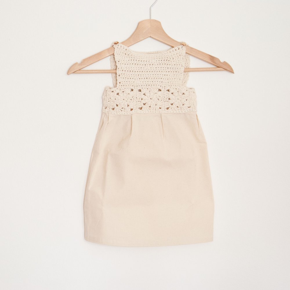 Abito bambina estivo boho chic, corpetto all'uncinetto e stoffa di cotone