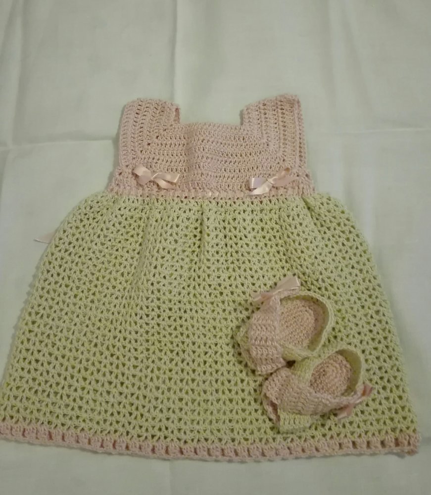Vestitino e scarpette bimba in cotone rosa e ecru'