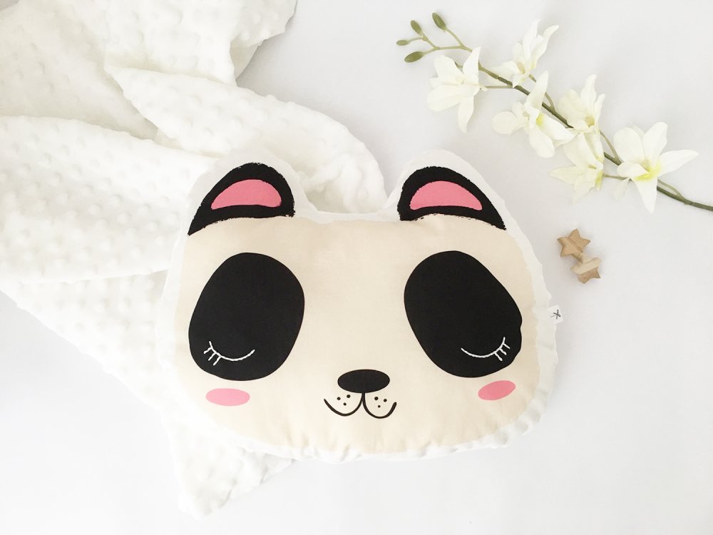 Cuscino panda  con occhi fluorescenti e tessuto minky, cuscino in cotone biologico, decorazione cameretta, kids room decor