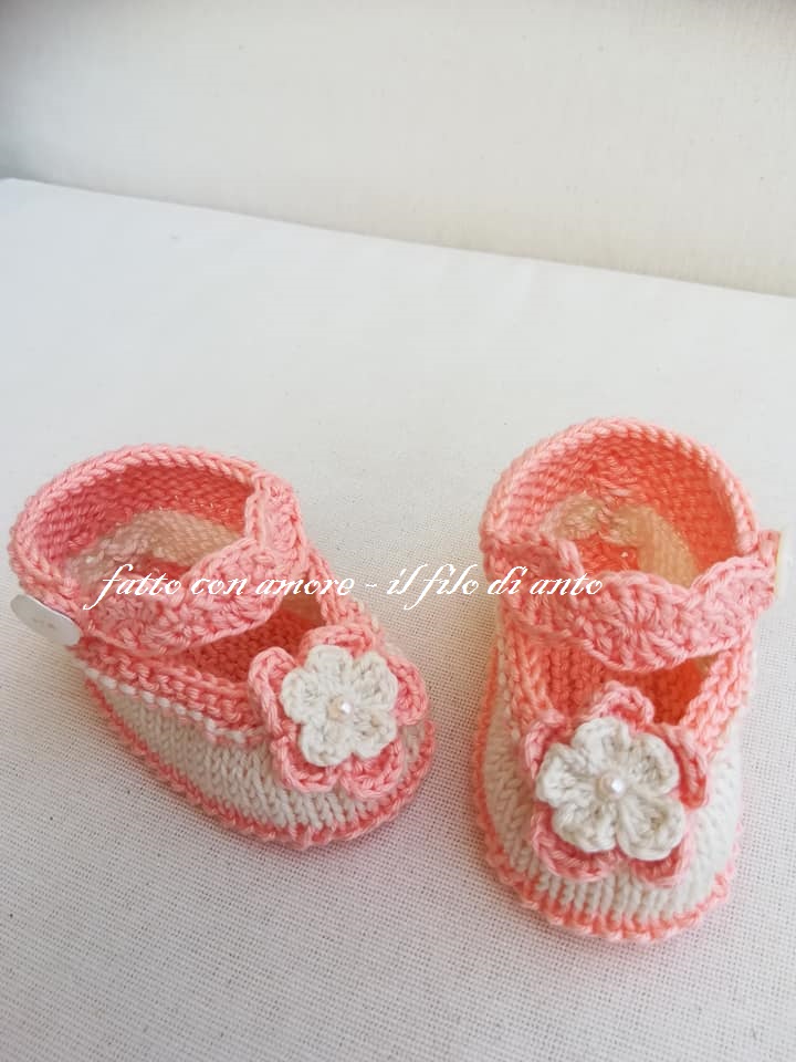 Scarpine bimba in puro cotone con fiore