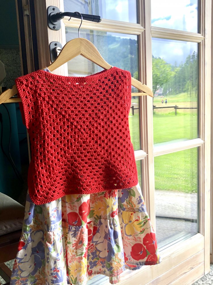 Vestito a fiori per bambina con gilet abbinato, 4 anni