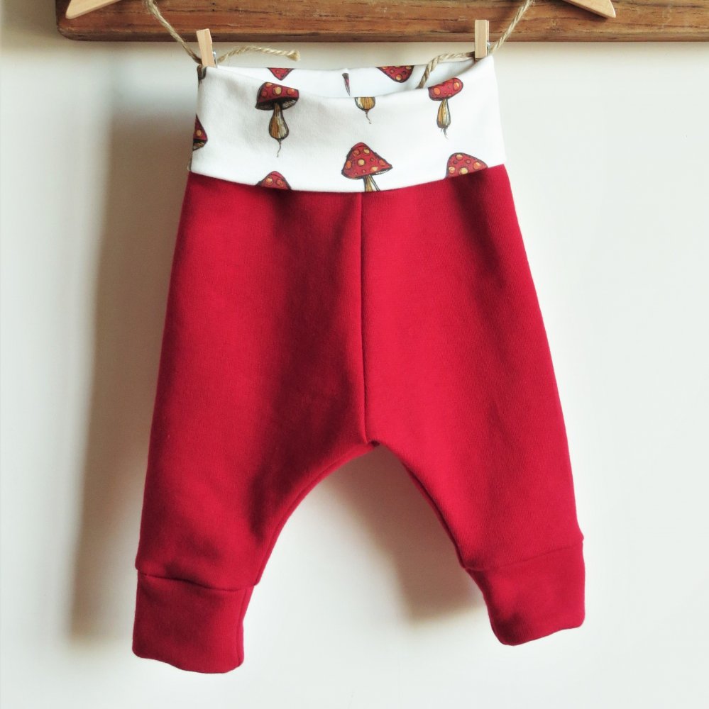 Pantaloni felpa cotone Bio - fantasia funghetti rossi