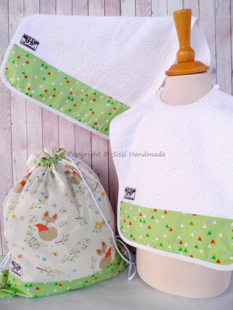 SET ASILO SCUOLA bambino, 3 pezzi: bavaglio, sacca e asciugamano  (s. Lively - bosco verde)