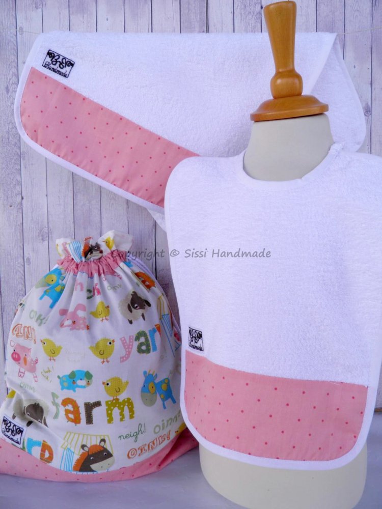 SET ASILO SCUOLA bambina, 3 pezzi: bavaglio, sacca e asciugamano (s. Lively - fattoria)