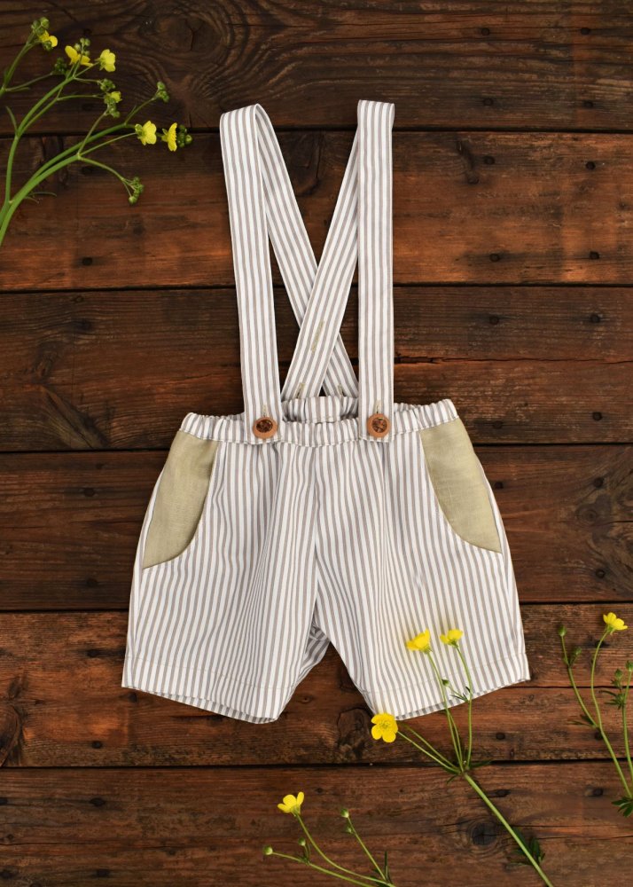 Pantaloncini corti  con bretelle eleganti da cerimonia
