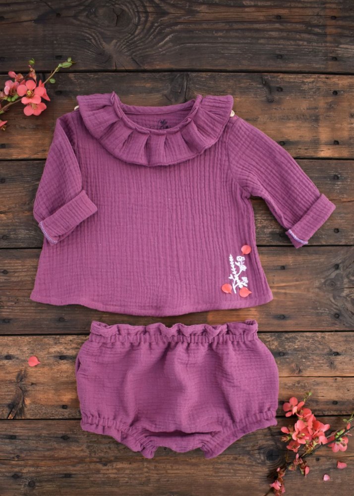 Camicia con colletto a volant + culotte 