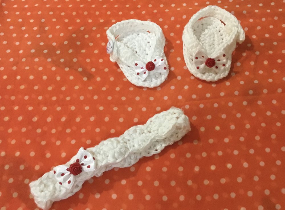 Scarpette   infradito  e fascetta  neonatoa  cotone uncinetto