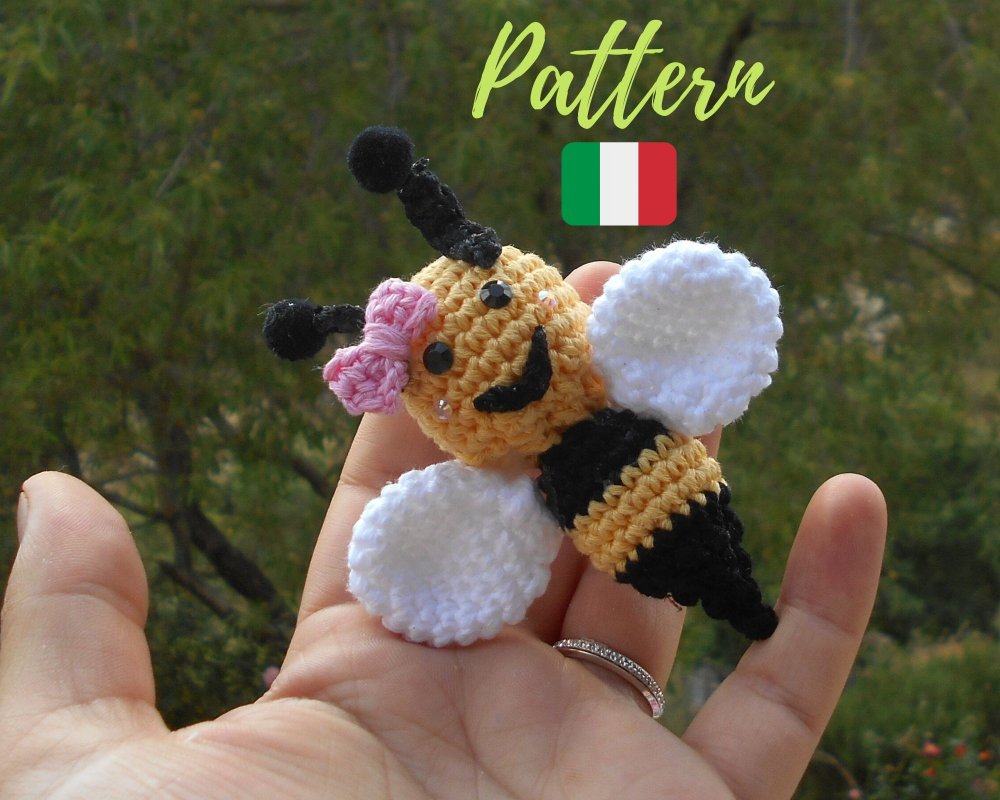 Schema ape amigurumi a uncinetto per creare bomboniere per nascita, compleanni, battesimo e comunioni