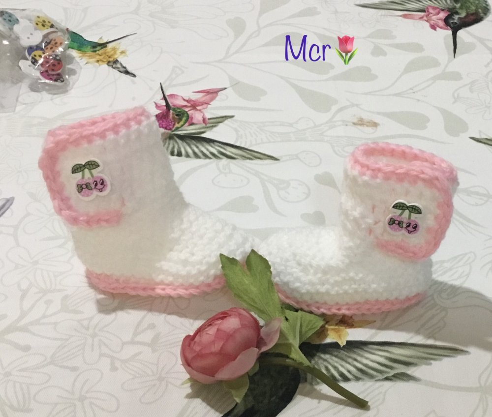 Scarpette stivaletti stile Ugg in lana  crochet