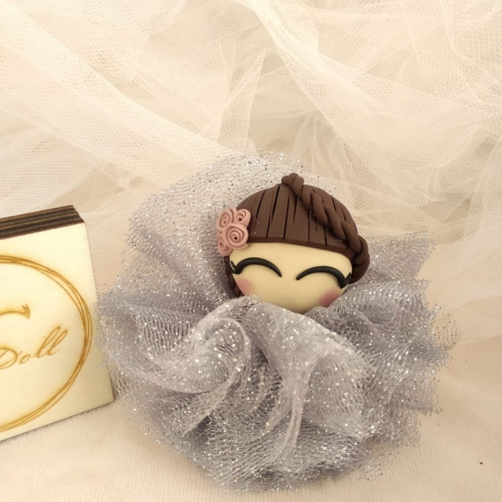 Bambolina in fimo e tulle 