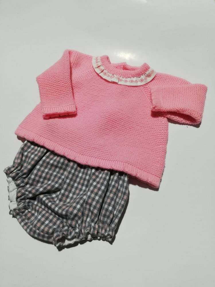 completo bimba neonata