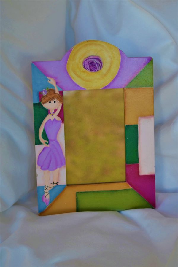 cornice foto legno dipinta con ballerina