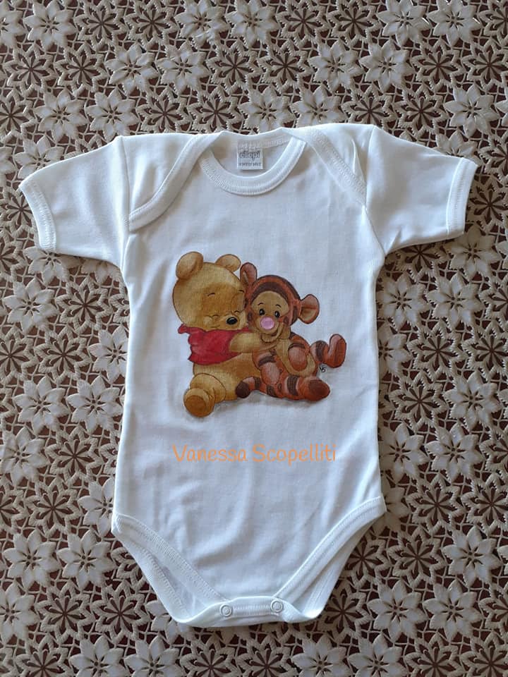 Body con Winnie de Pooh & Tigro dipinto a mano