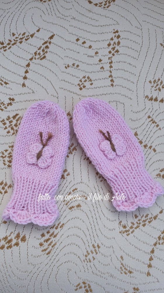 Guanti muffole bimba con farfalla