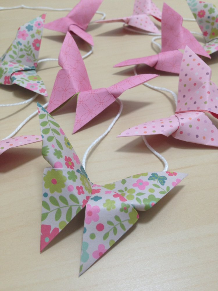 Ghirlanda di farfalle origami
