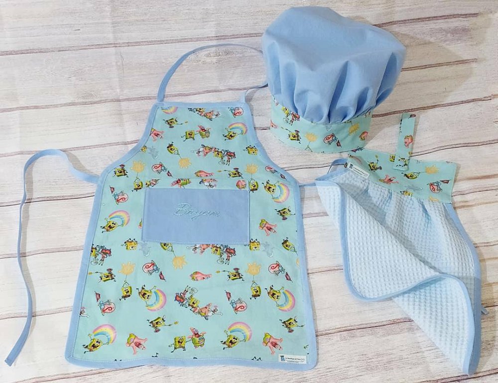 Set piccolo chef composto da grembiule, cappello e canovaccio