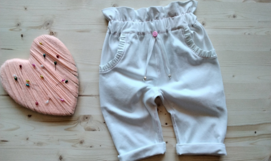 PANTALONE TUTA da bambina in morbida felpa di cotone bianco gesso con elastico in vita. Handmade