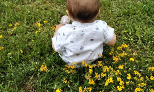 CAMICIA da BAMBINO con stampa marinaio su base bianca, manica corta e abbottonatura con bottoni in legno. COTONE 100% Handmade