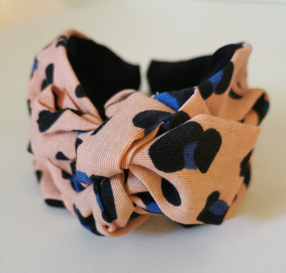 Tiara (cerchietto capelli) 