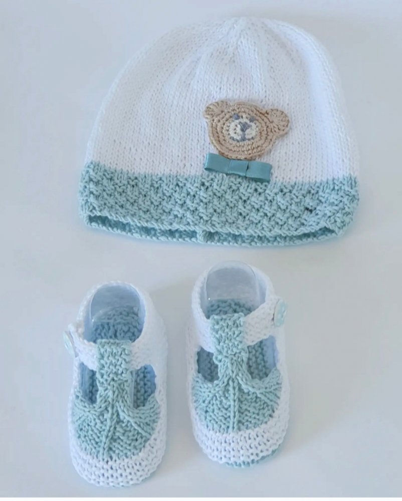 Scarpine e cappello completo neonato 