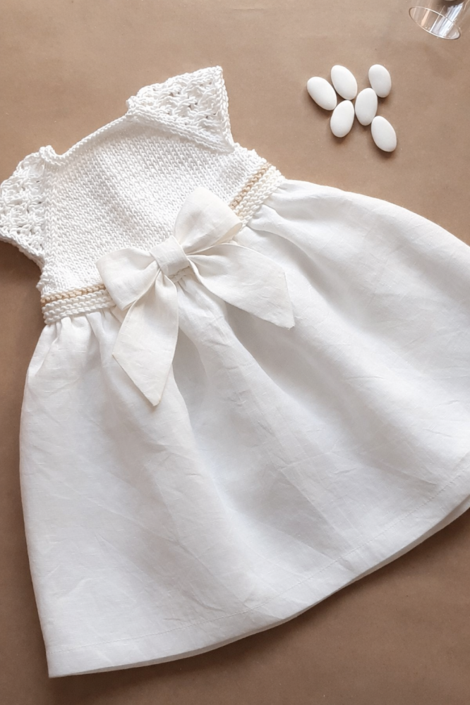 Abito bambina cotone bianco - gonna e fiocco in lino - fatto a mano - Battesimo - Nicole