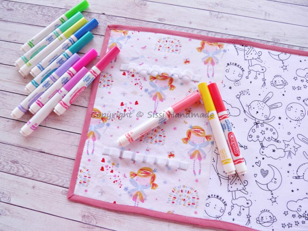 Tovaglietta da tavolo da colorare + 12 pennarelli lavabili assortiti