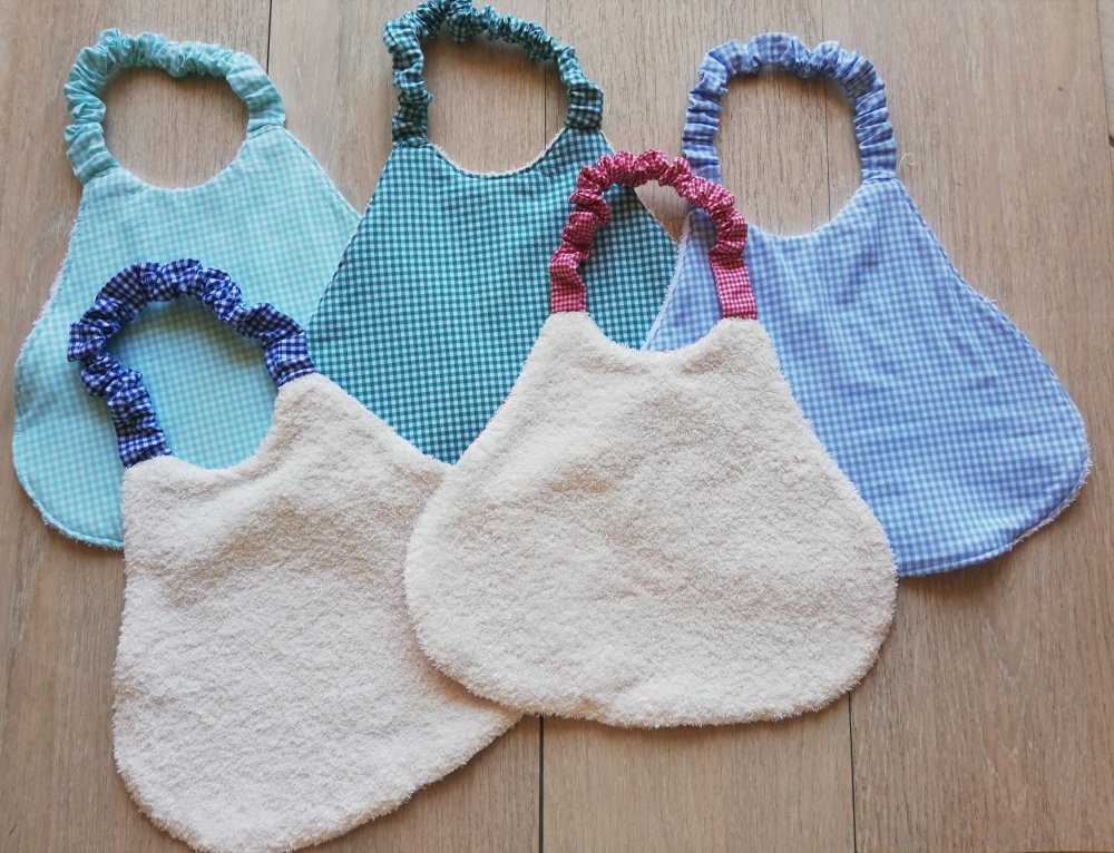 set bavaglini con elastico