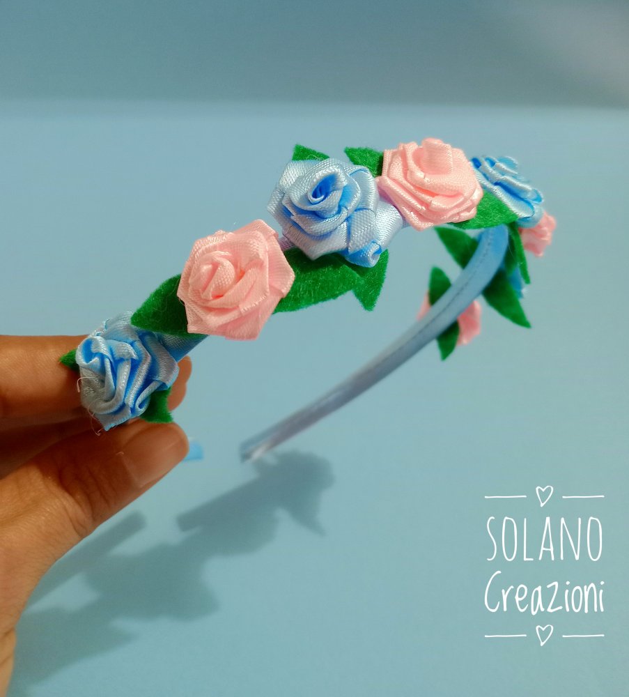 Cerchietto con fiori rosa e azzurra