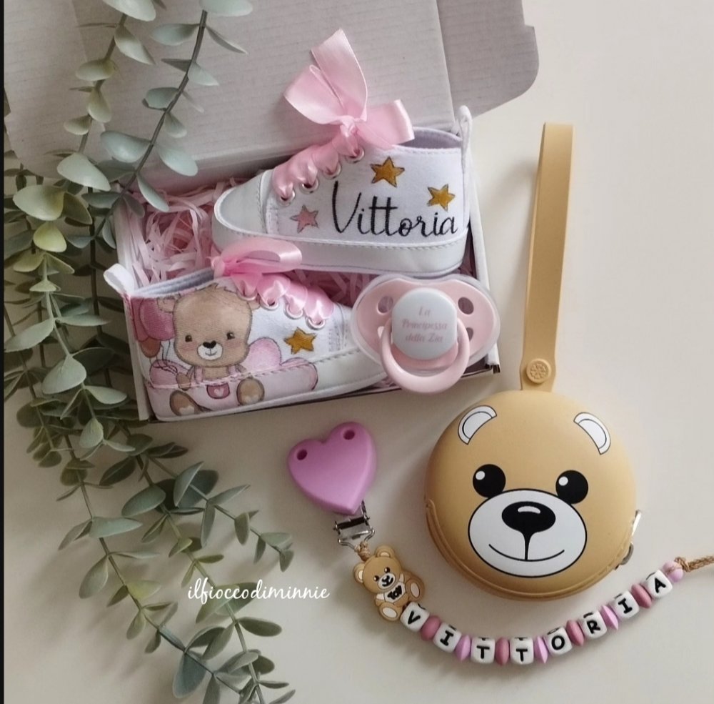 Scarpine dipinte a mano, scarpette personalizzate, scarpine da culla neonati