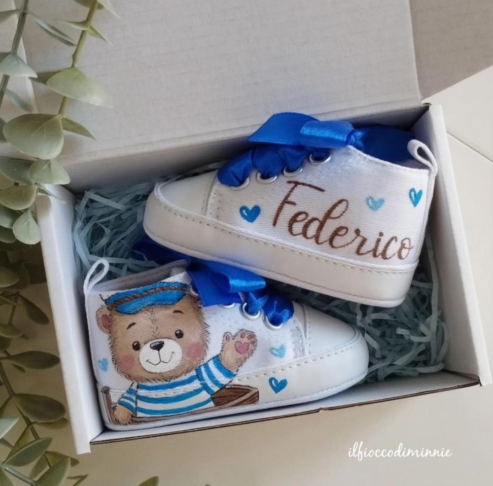 Scarpine dipinte a mano orsetto marinaio, scarpette personalizzate, scarpine da culla neonati