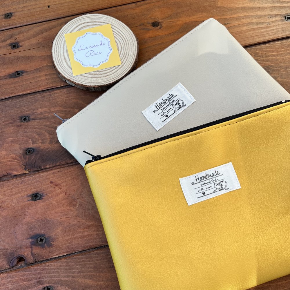 PRONTA CONSEGNA - Pochette in similpelle beige e/o ocra 