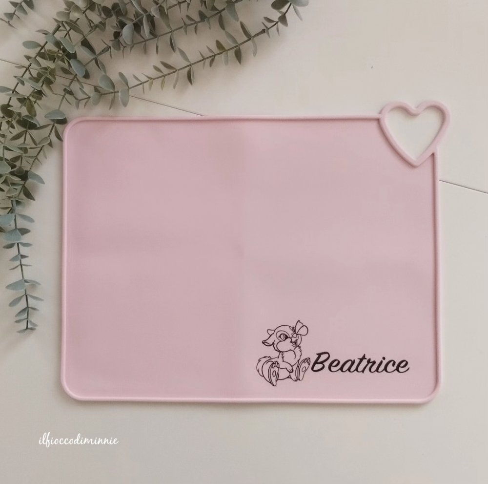Tovaglietta CUORE in silicone alimentare personalizzabile con nome e disegno