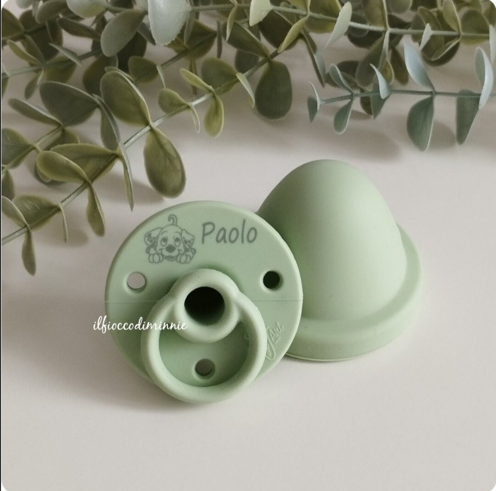 Ciuccio in silicone verde salvia personalizzabile con nome e immagine