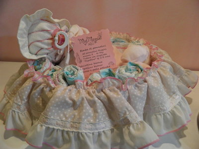 Bambina di pannolini