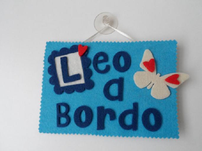 TARGHETTA BIMBO A BORDO REALIZZATA IN FELTRO CON NOME PERSONALIZZATO