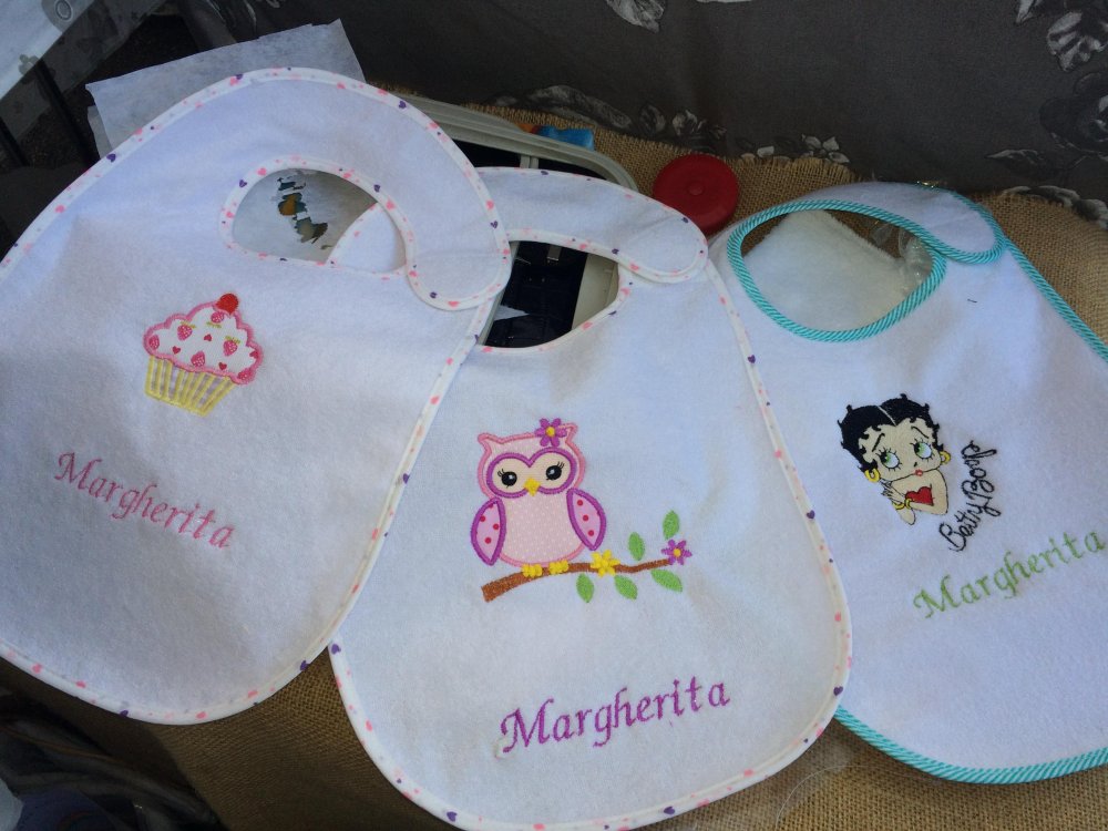 Bavaglini personalizzazioni a scelta 